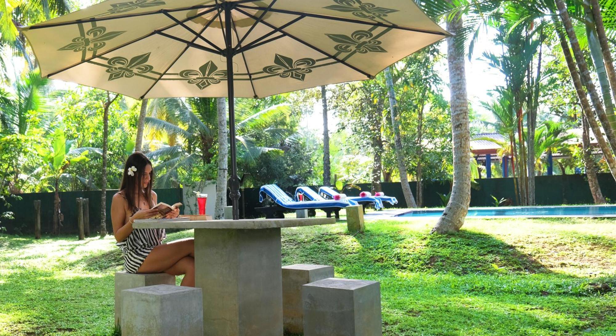 Chandra Villa Ayurveda Resort Бентота Екстериор снимка