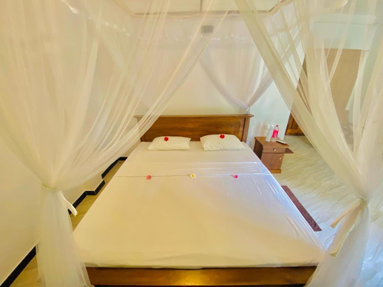 Chandra Villa Ayurveda Resort Бентота Екстериор снимка